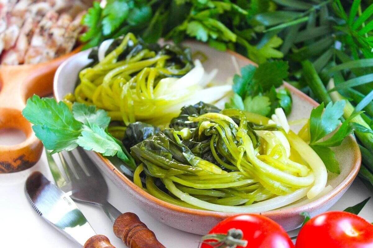 Квашеная черемша - источник витаминов