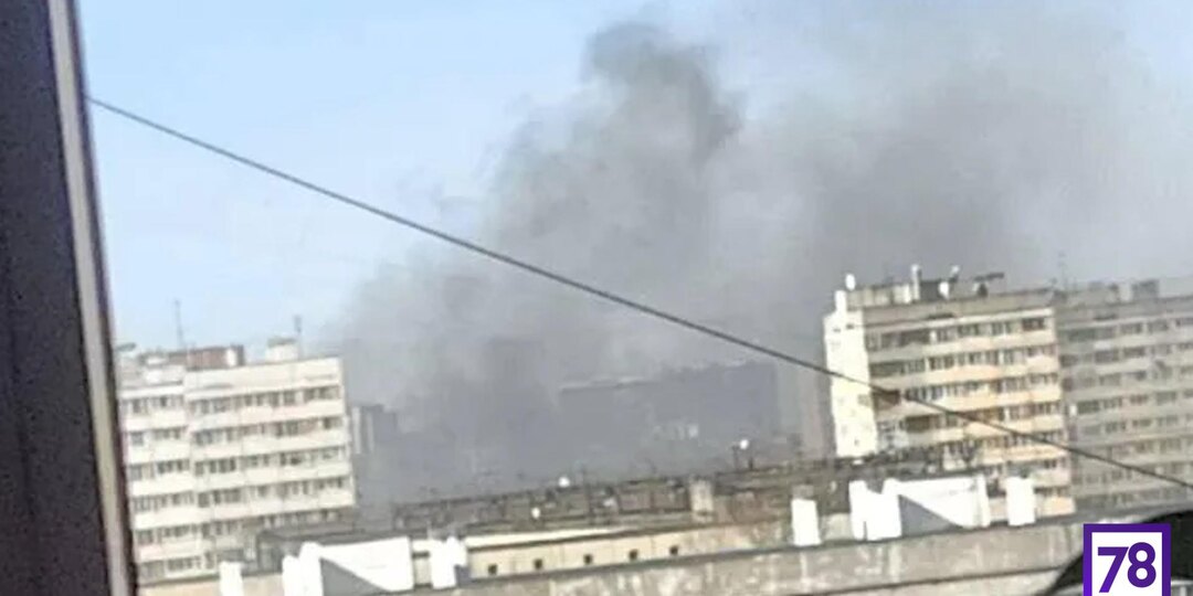 Огненная тревога в Выборгском районе — спасатели вывели людей из опасности