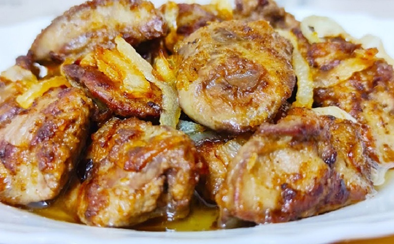 Быстрый ужин с характером: печёнка на сковороде лучше любых котлет