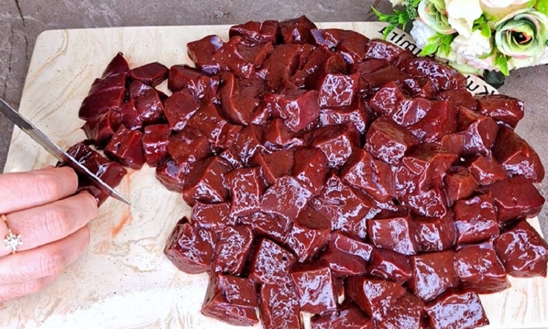 Быстрый ужин с характером: печёнка на сковороде лучше любых котлет