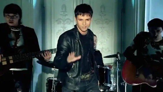   Андрей Губин в клипе "Девушки, как звёзды". Фото: кадр видео