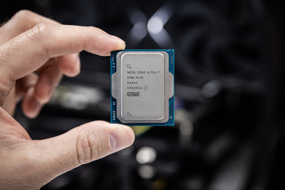    Intel Core Ultra 7 270K Plus оценили в $299: быстрее 285K в ряде задач