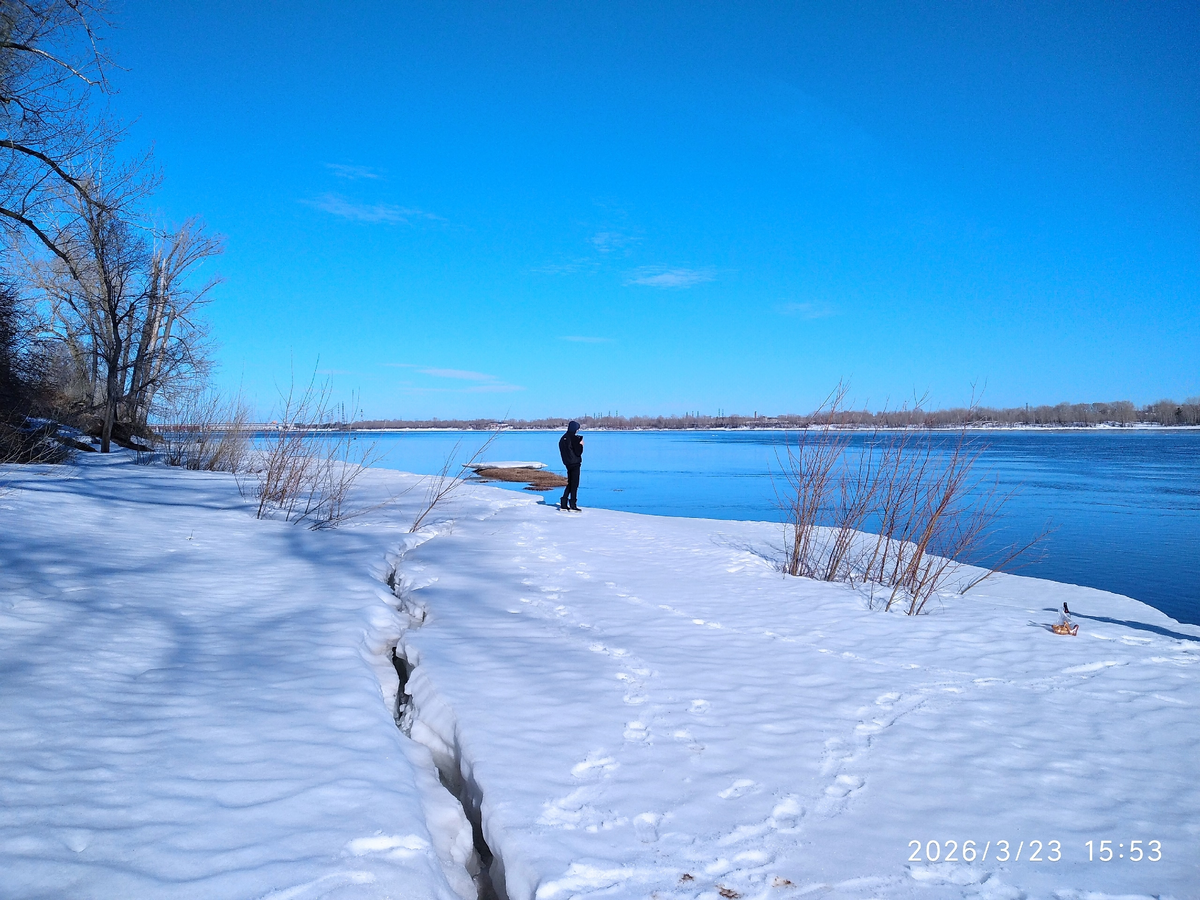 сын снимает видео