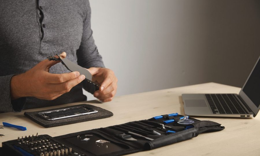 МАРТ выявил нарушения в действиях «А1» при приемке товара на ремонт