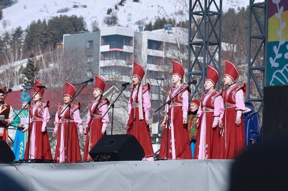    Празднование Jылгайак и Наурыз в Горно-Алтайске. Источник: altai-republic.ru