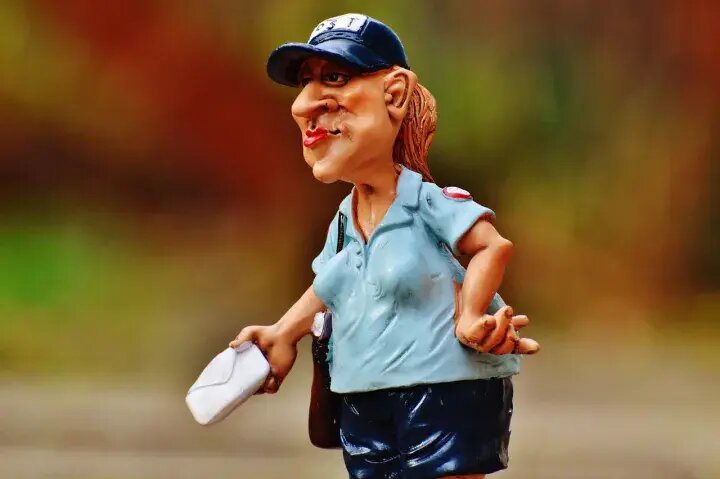 Кризис на Ближнем Востоке порождает проблемы с доставкой и легализацией документов