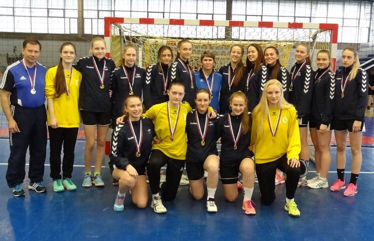    Тольяттинские девчата 2000 года рождения выиграли шесть подряд золотых медалей первенств!