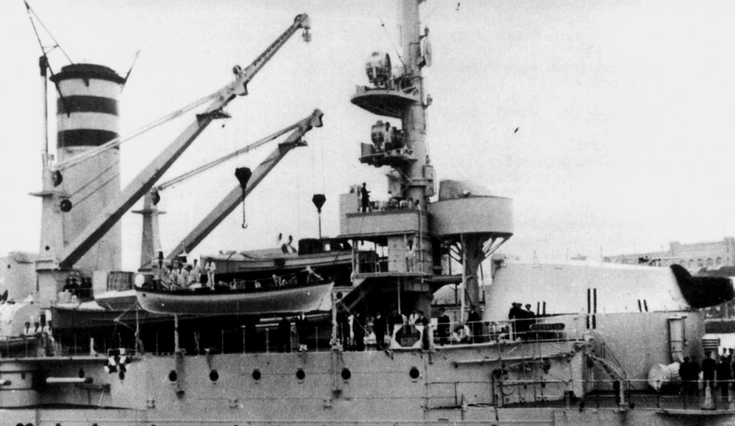 Линкор "Бретань" в Бресте