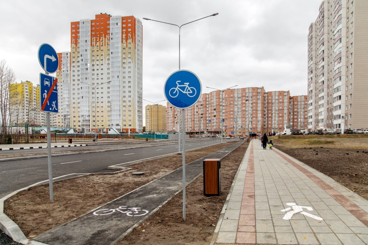   На центральных улицах Сургута обустроят велодорожки
