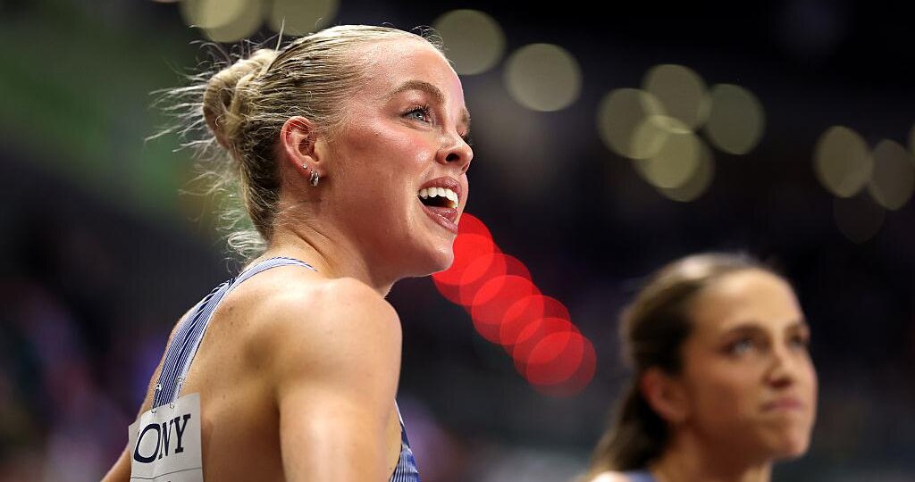 Чемпионку Игр в беге заставили выбросить кроссовки в аэропорту Польши