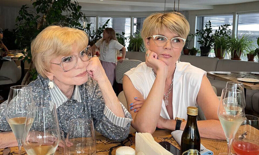 Юлия Меньшова. Мама улетела, как птичка, в мгновение!