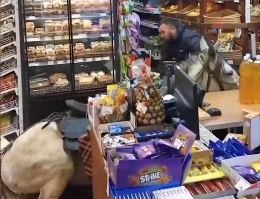     / Источник: кадр из видео