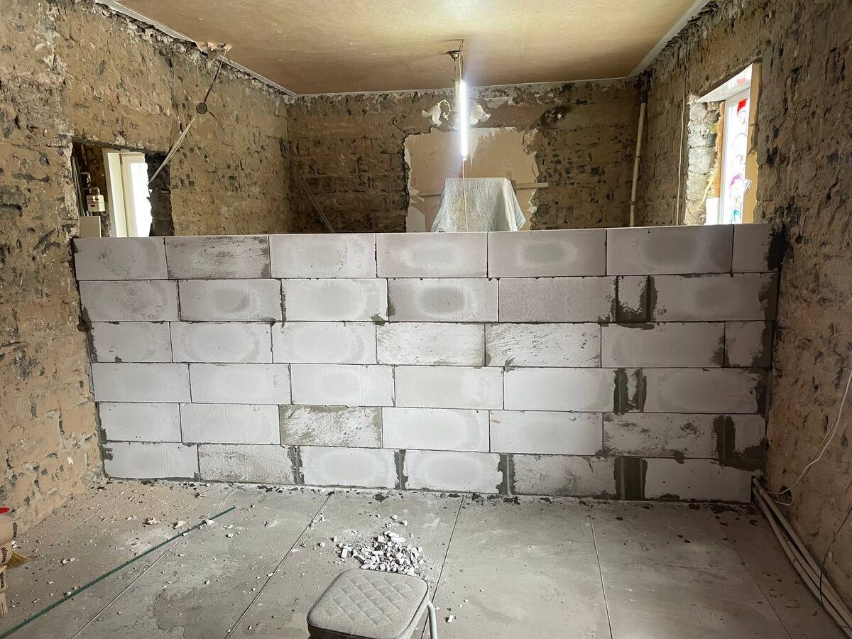 Кладка газобетонных блоков каменщик в Макеевке ДНР