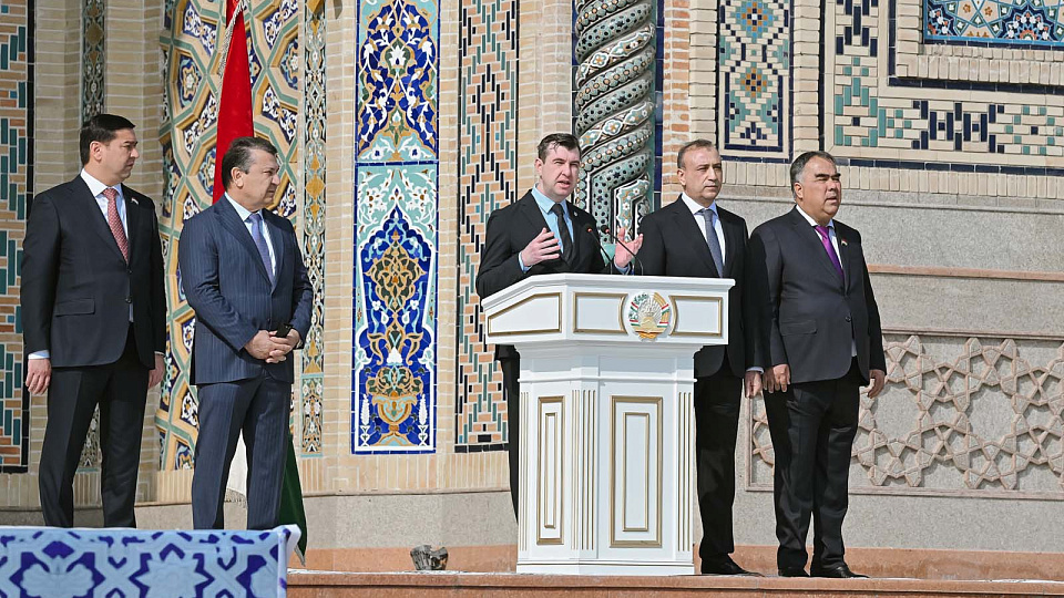 Важно укреплять связи между регионами. Завершился визит делегации Воронежской области в город Худжант республики Таджикистан