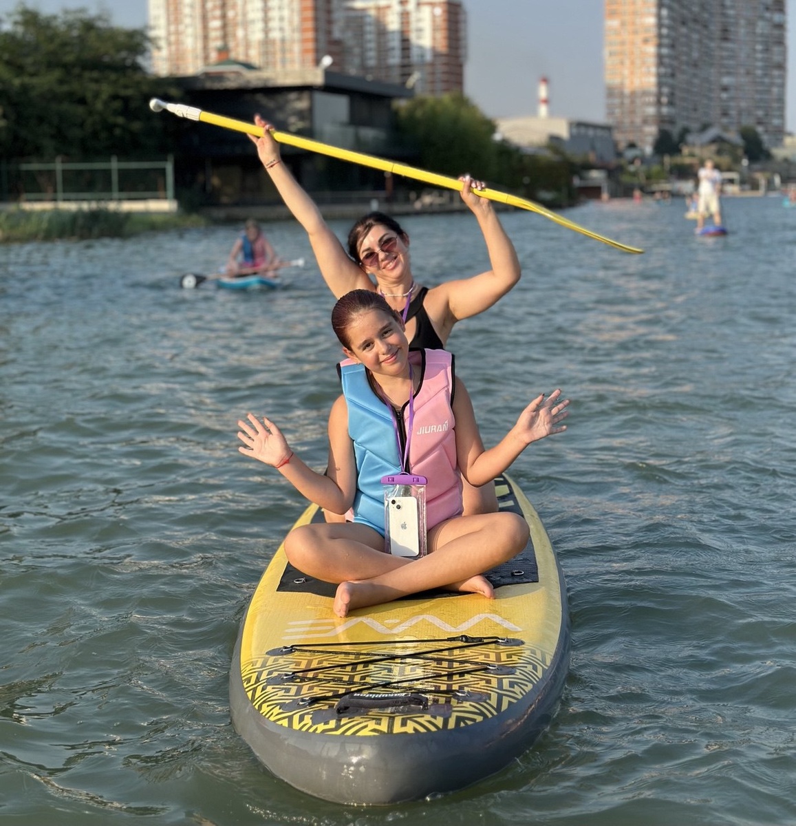 Катания на SUP борде с детьми