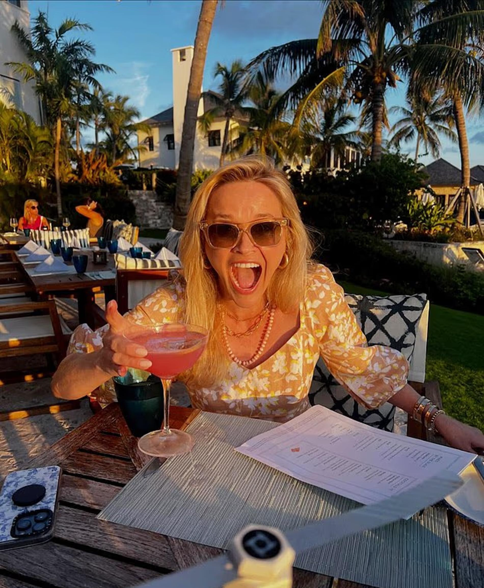     Фото: Инстаграм (запрещён в РФ) @reesewitherspoon