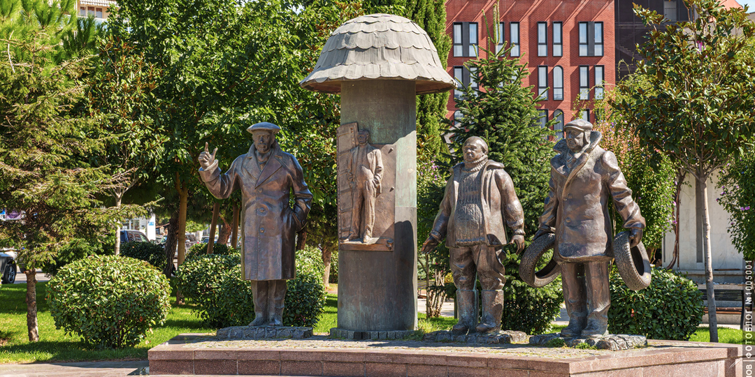 Оказывается, у фильма "Мимино" целых два ...памятника!