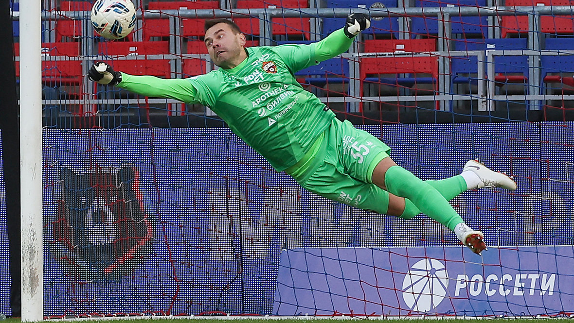 Игорь Акинфеев