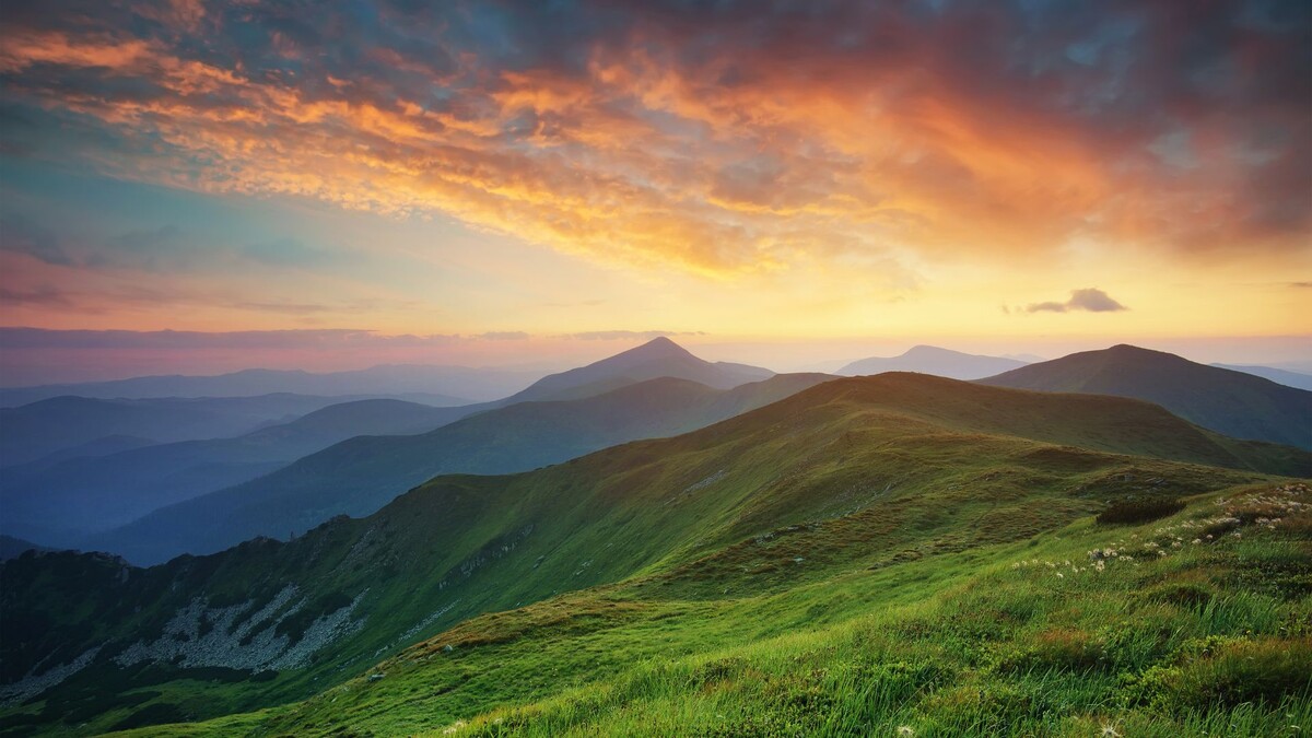 «Следует раз и навсегда положить конец дискуссиям о том, каким должен быть хороший человек, и просто… стать им».