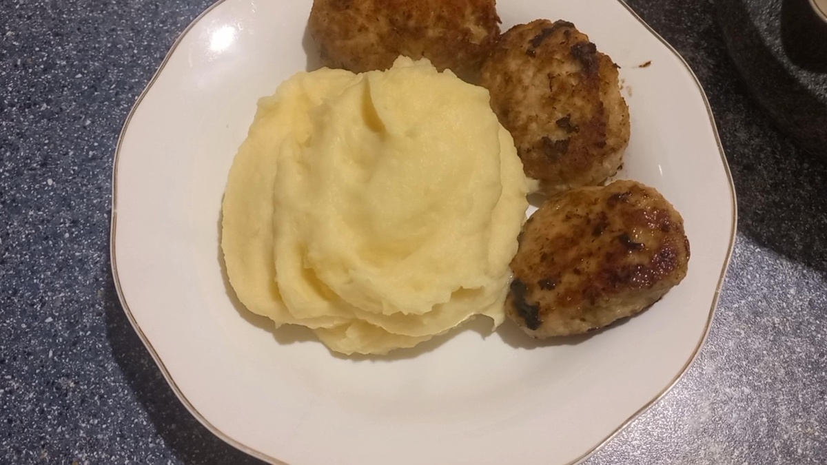 Все фото и видеоматериалы для статьи сделаны автором и принадлежат ему на условиях авторского права © 