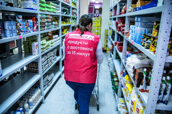 Главное в сборке — быстро ходить и не лениться это делать! Мы не на прогулке, а всё время в режиме «успеть за 2,5 минуты»🛒🏃