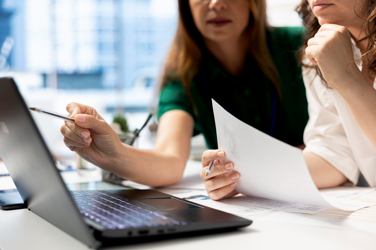 Автор: DC Studio