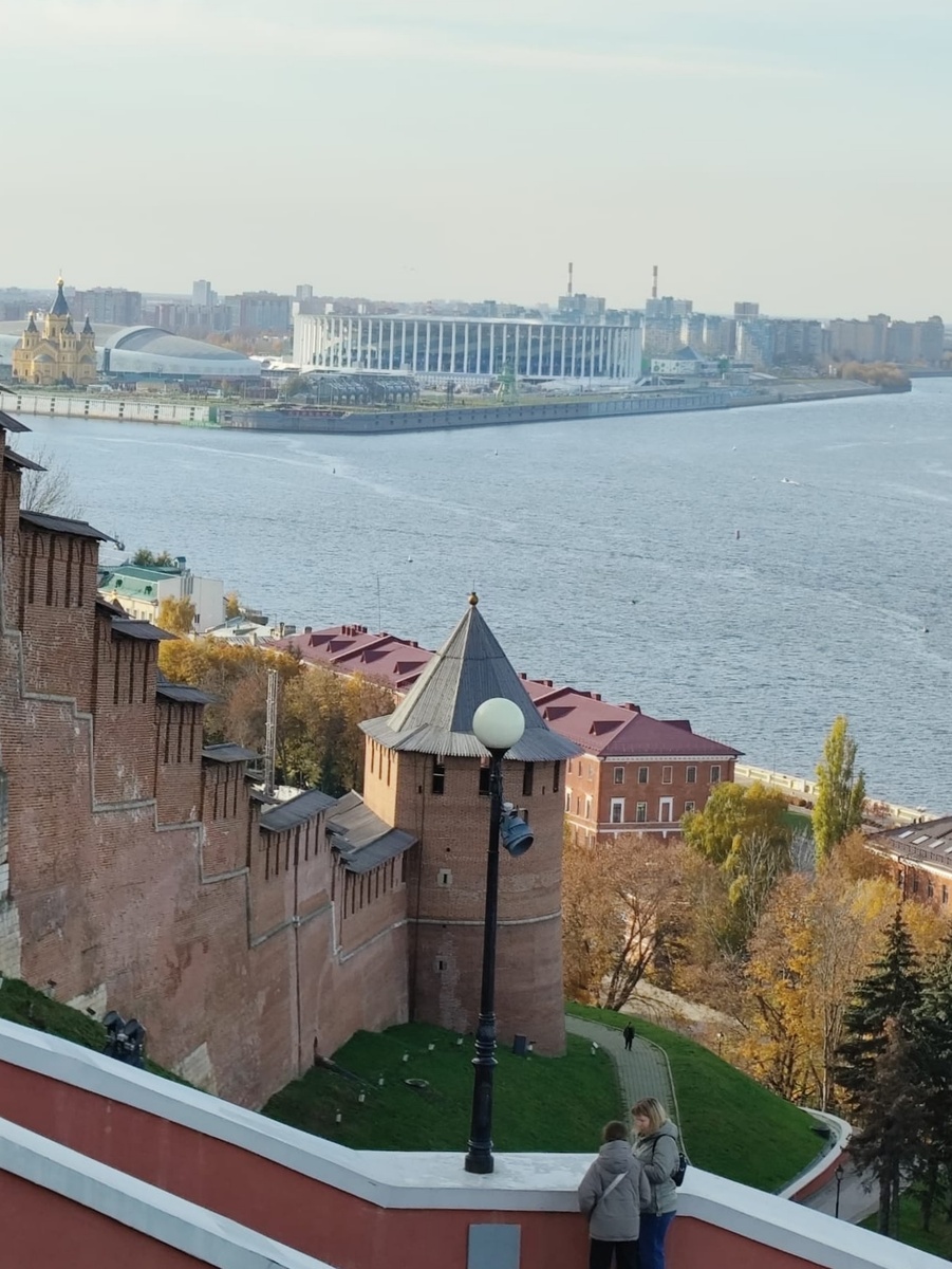 Вид с Верхневолжской набережной 