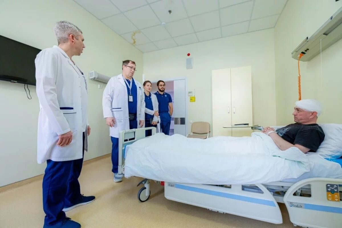    Теперь москвичи могут самостоятельно выбрать стационар через приложение ЕМИАС.