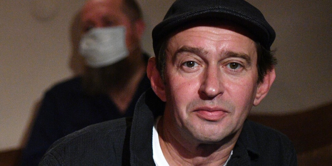 Константин Хабенский «Мёл улицы и спас тысячи»: актер, который знает о цене денег больше, чем финансисты