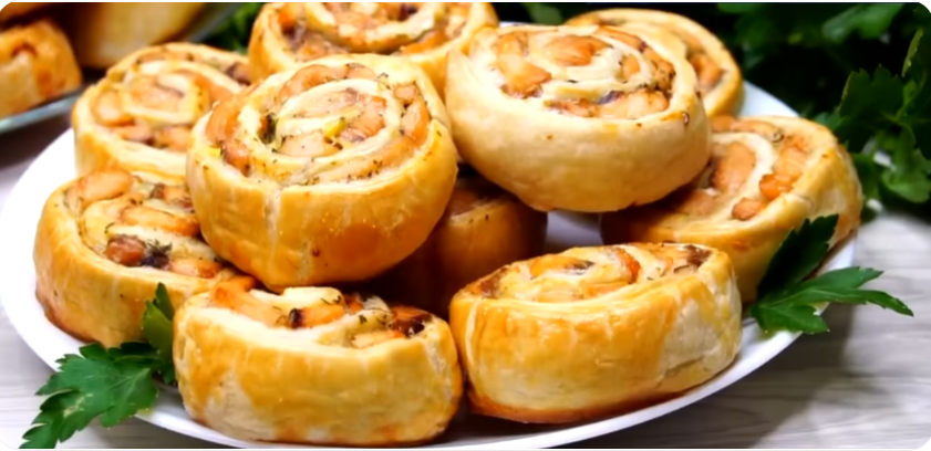 Рассказываю, как за полчаса сделать шедевр из простых ингредиентов. Хрустящие рулетики: Проще не бывает!