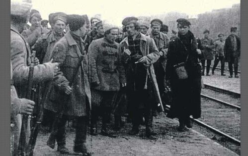 В годы Гражданской войны проявил храбрость