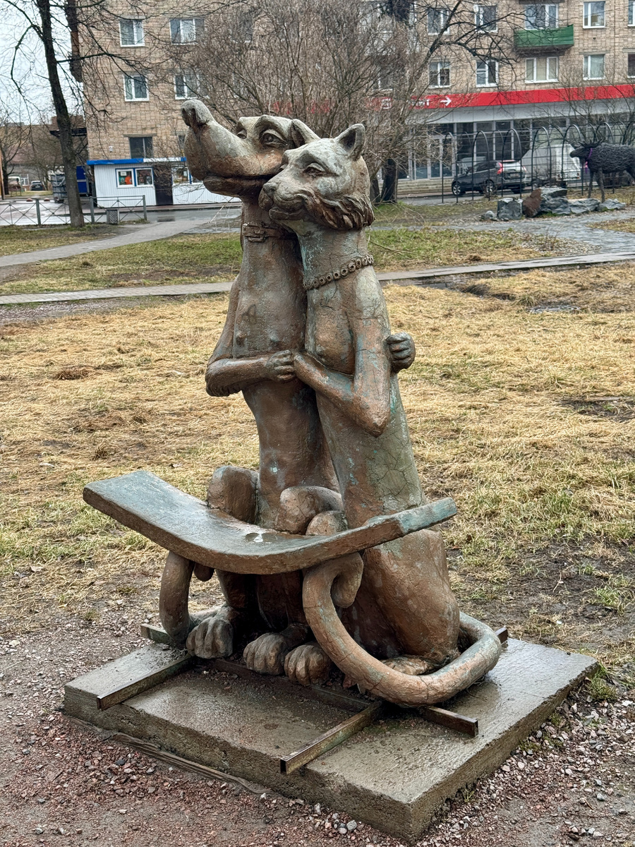 Скамейка дружбы в Сортавала