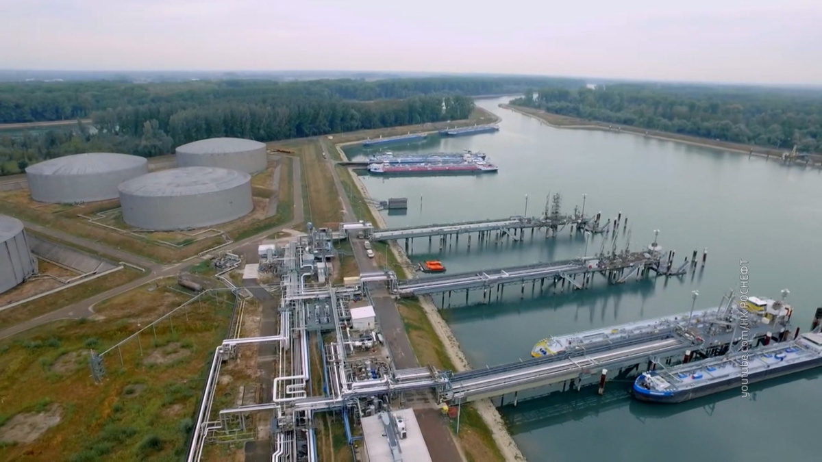    Европа энергокризис газовоз танкер порт