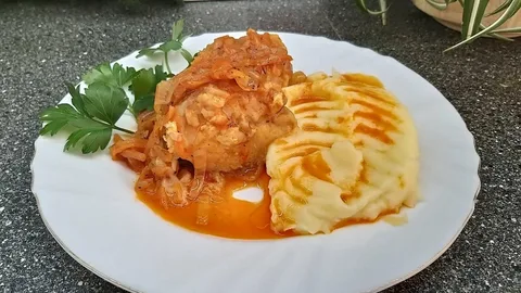 минтай в томатном соусе