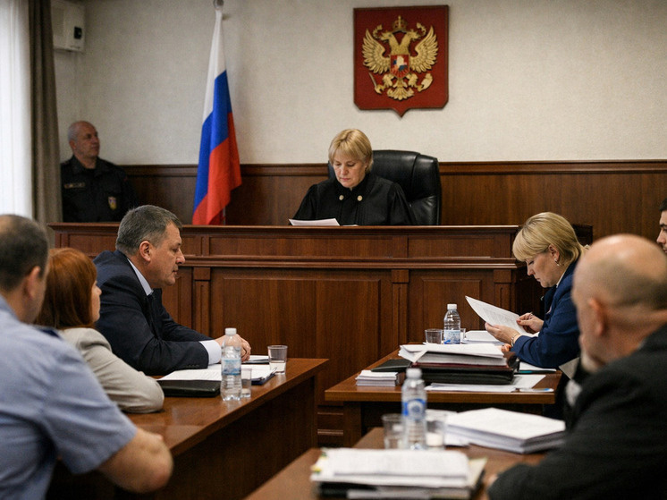     Коллаж: генерация ChatGPT