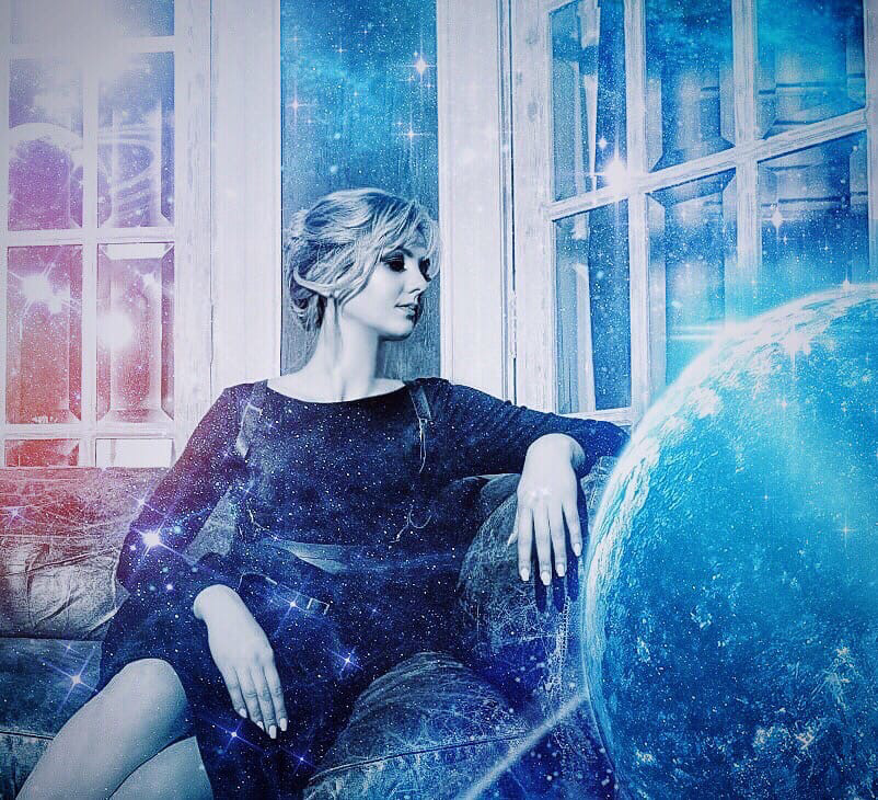 Статья рассказывает о транзитах планет с точки зрения ведической астрологии. В конце текста вы найдете полезные рекомендации.