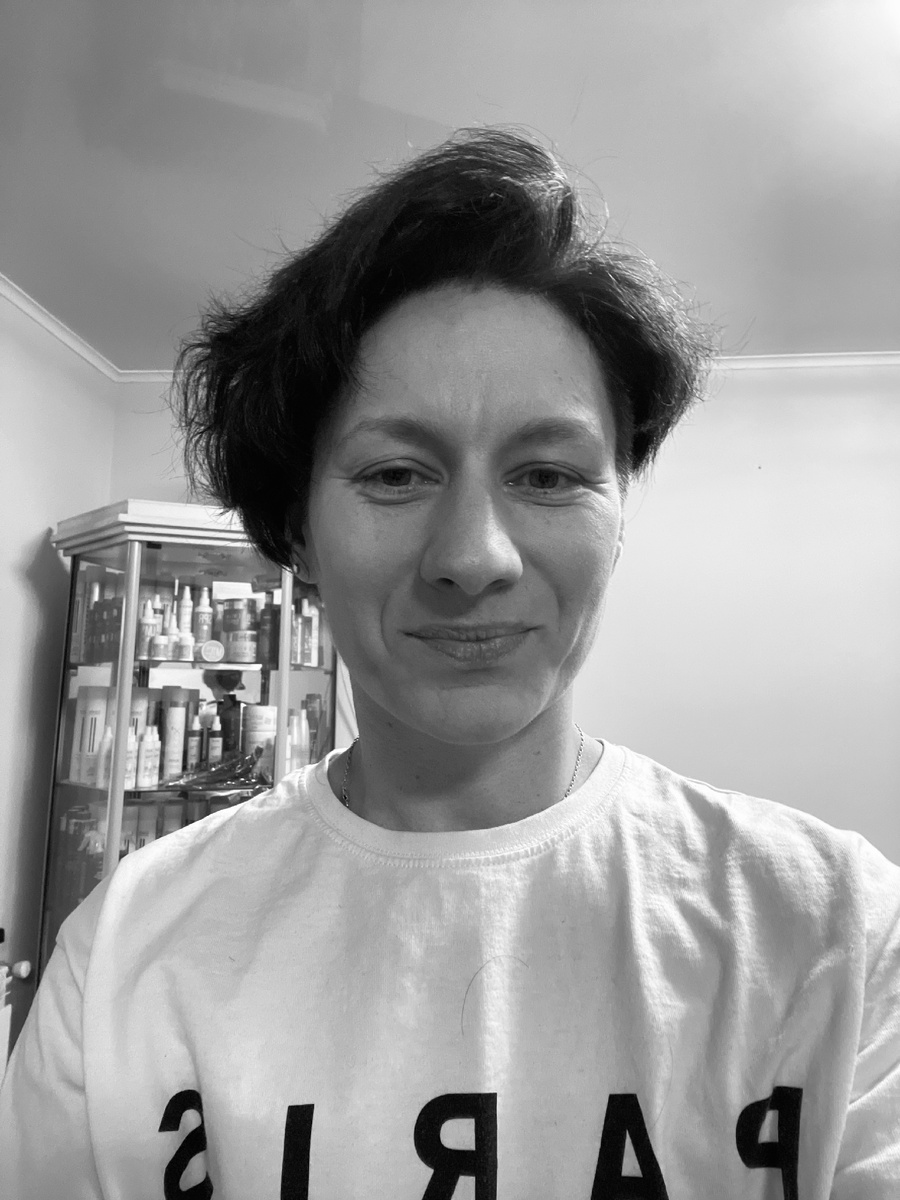 Это я вот кстати волосы отрезала и какое же счастье