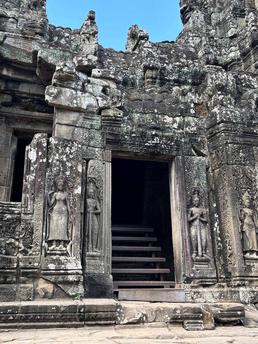 Каждый проход здесь — история, которую шепчет камень.