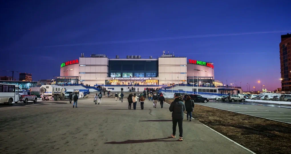 Ак Барс от чемпионства по хоккею отделяет… огромная лужа.