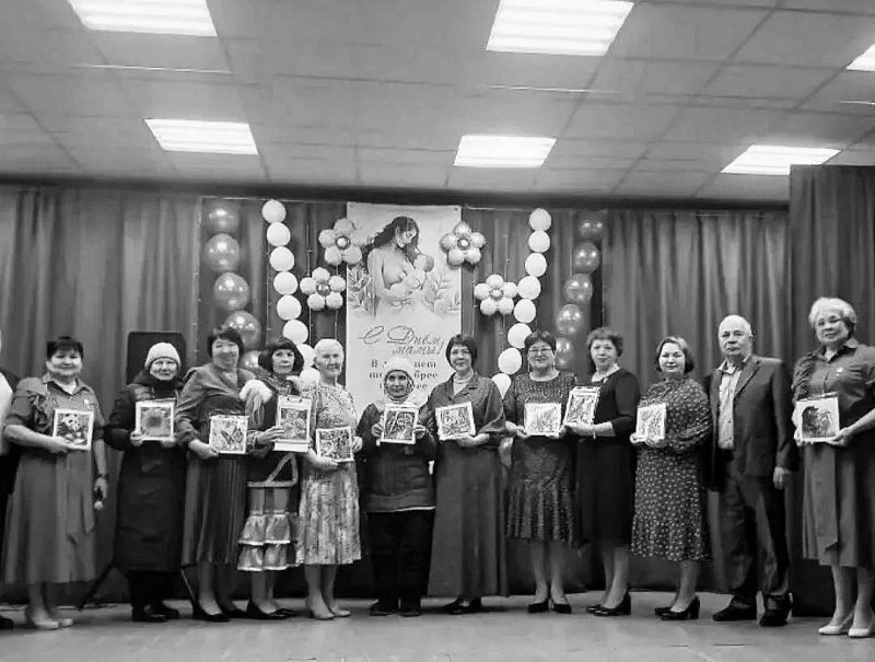     “Язлар матур хатын-кызлар белән”