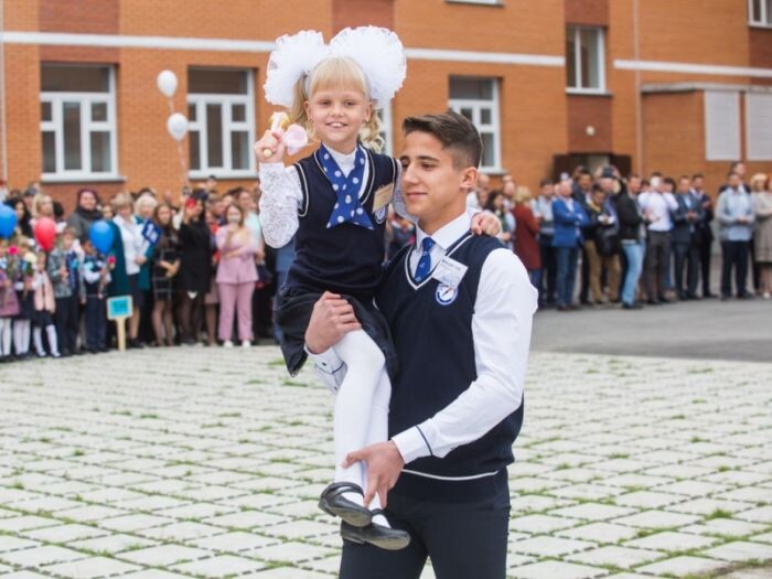 Запись детей в первый класс начнется в Новосибирске 1 апреля