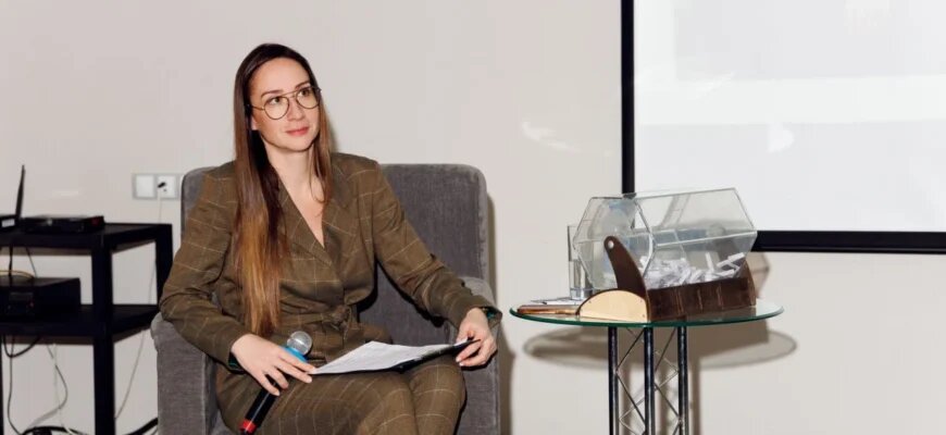    профессионал в сфере PR и нейромаркетинга Елена Курдюкова об отличиях пиара от рекламы Анна Пакова