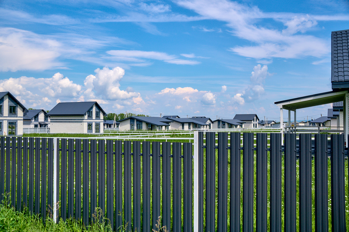 Фото коттеджного посёлка «Булгаково Вилладж».