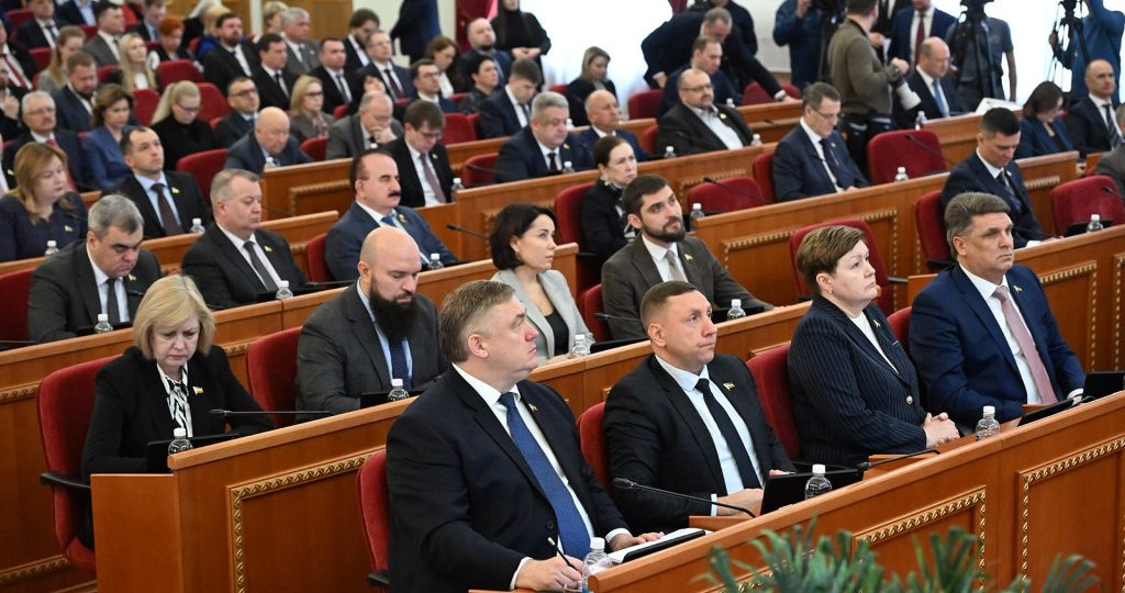 Областной бюджет стал более социально ориентированным