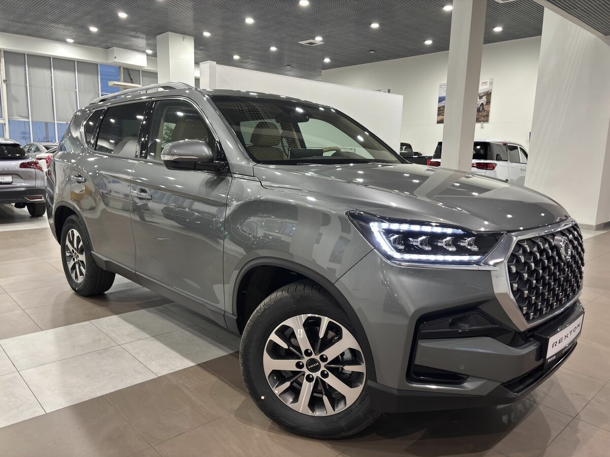 KGM Rexton. Источник иллюстрации - auto.ru