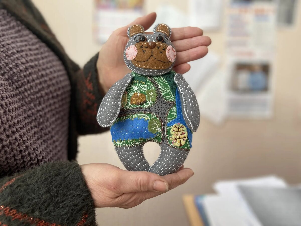 Редакционный мишка