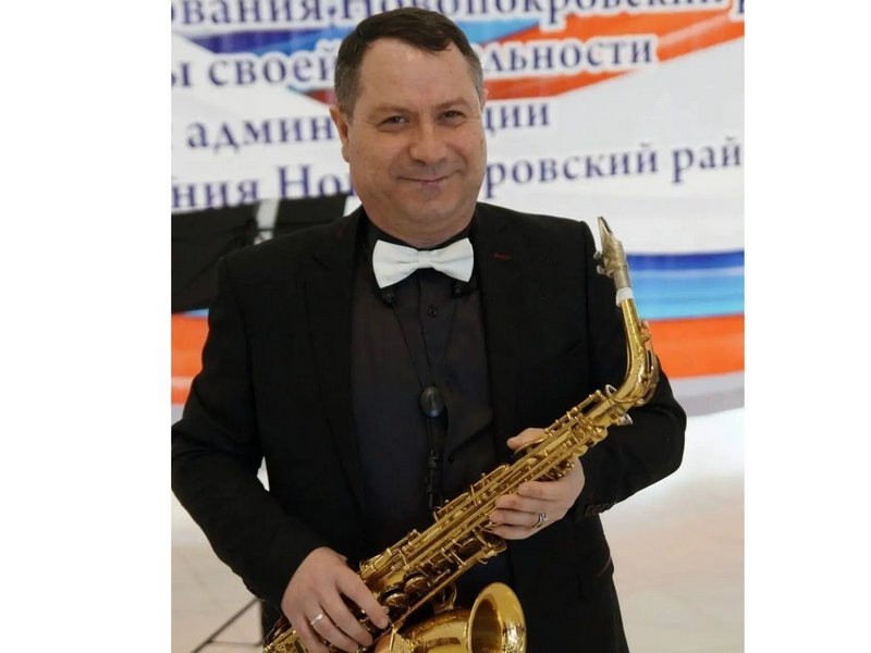 Али Мамедов умеет играть на 13 музыкальных инструментах. / фото А. Толстых