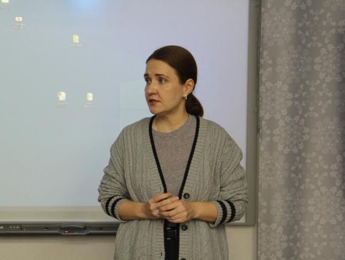 Директора СУНЦ НГУ Людмилу Некрасову «отправили» в Санкт-Петербург