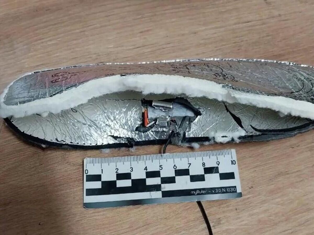    Мини-бомбы в стельках | © РИА Новости