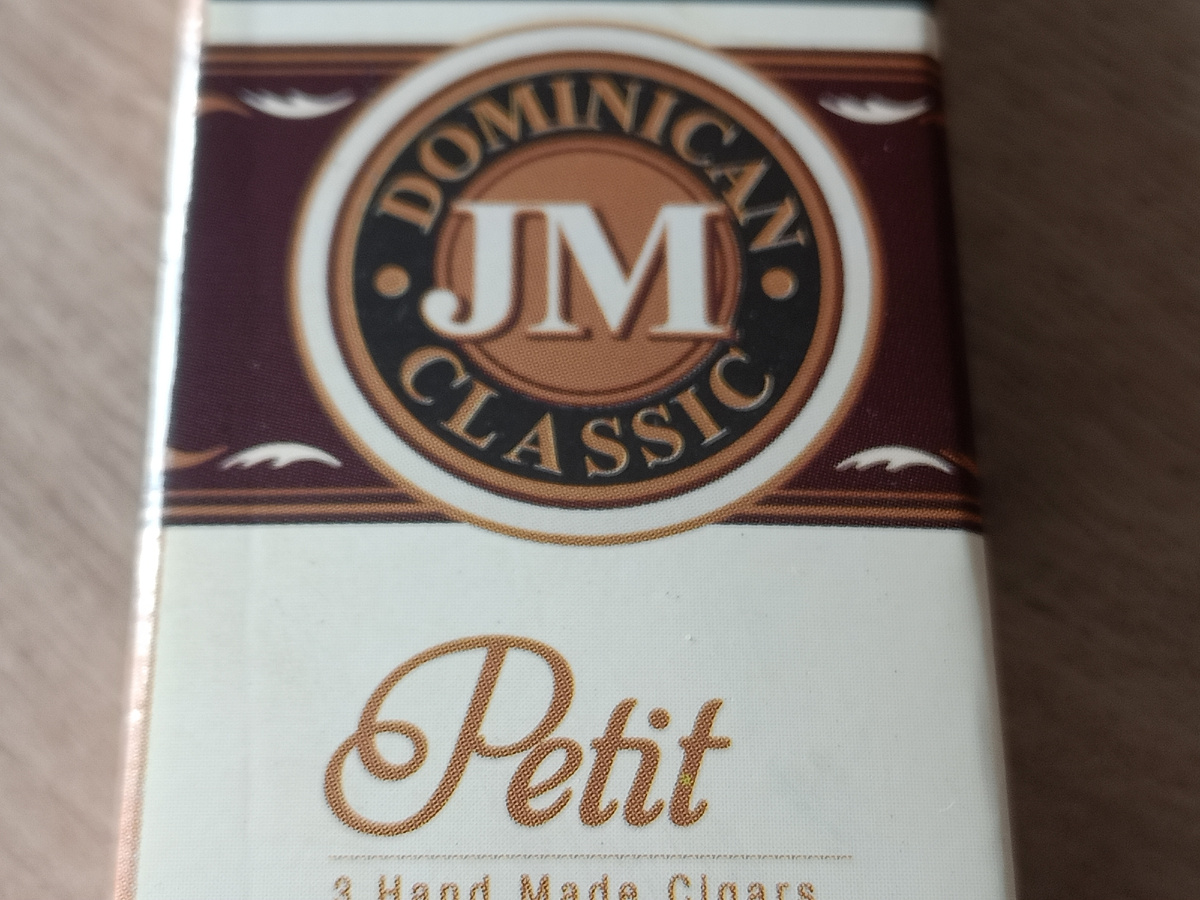 Дегустация - сигариллы JM Dominican Classic - Petit Natural